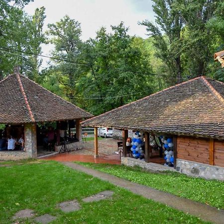 Poljoprivredno Turisticko Domacinstvo Deguric Apartment Valjevo Exterior photo